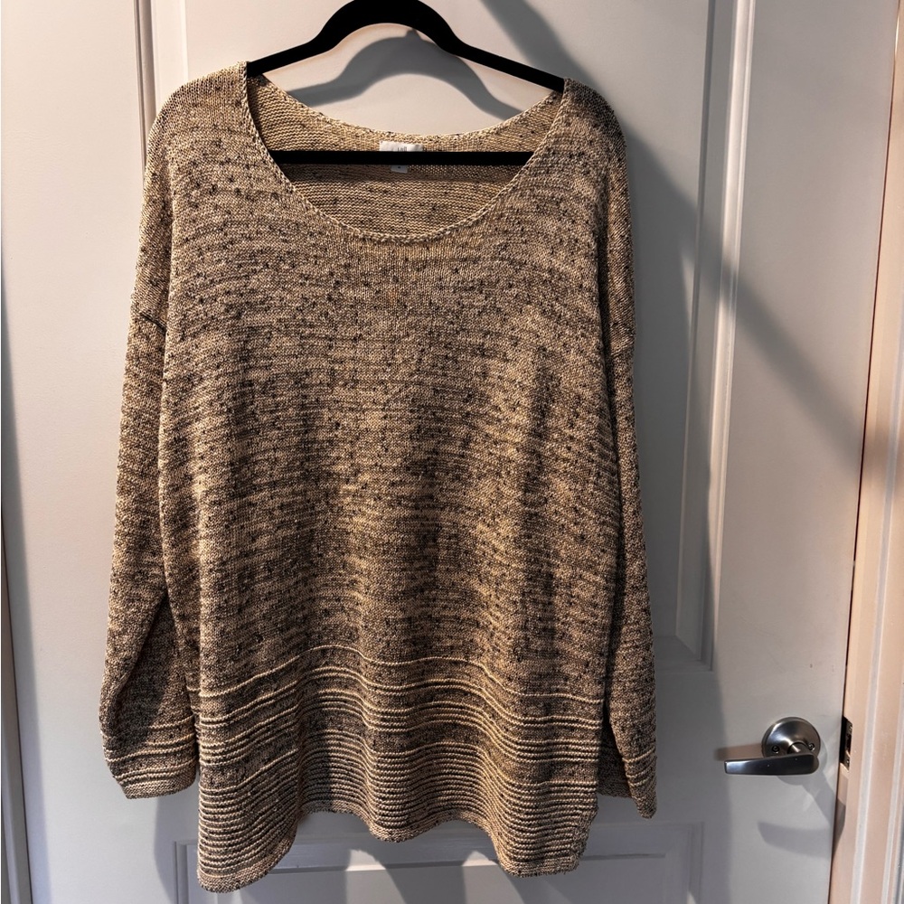 Fabulously stylish sweater from J Jill perfect for layering or over leggings.